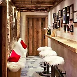 Promi Alm Flachau - Luxus Chalets